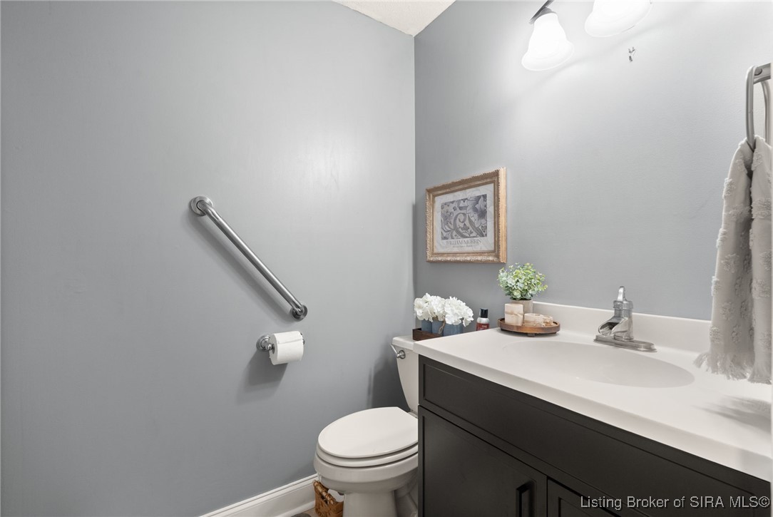 1329 Valley View Road New Albany, IN 47150 - Photo 24 of 35