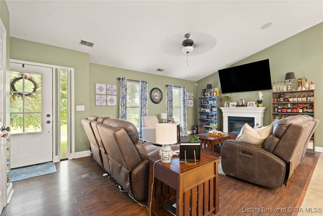 1329 Valley View Road New Albany, IN 47150 - Photo 7 of 35