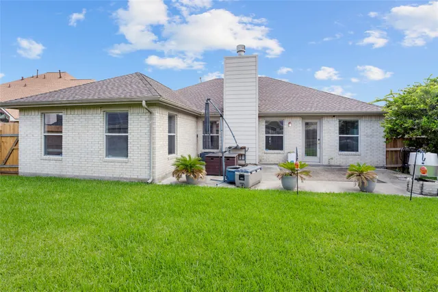 $394,999 | 2117 Laughing Gull Lane, League City, TX 77573