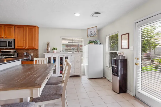 $394,999 | 2117 Laughing Gull Lane, League City, TX 77573