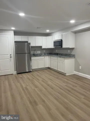 $1,800 | 400 Granville Drive, Riva, MD 21140