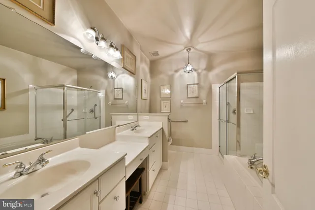 $900,000 | 617 Heath Court, Lambertville, NJ 08530