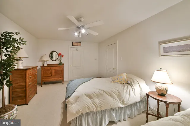 $900,000 | 617 Heath Court, Lambertville, NJ 08530