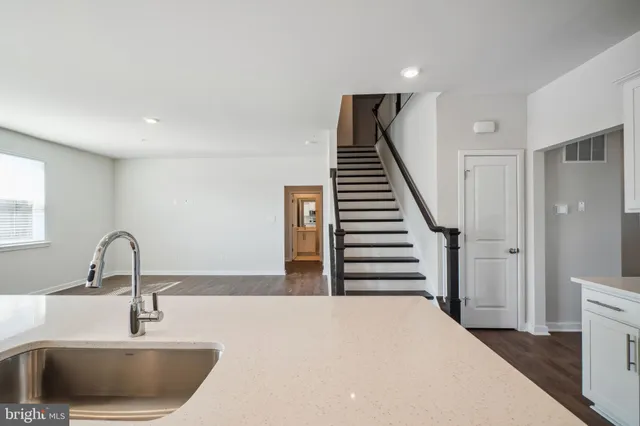 $669,990 | 4 Comes Rdg Court, Rosedale, MD 21237