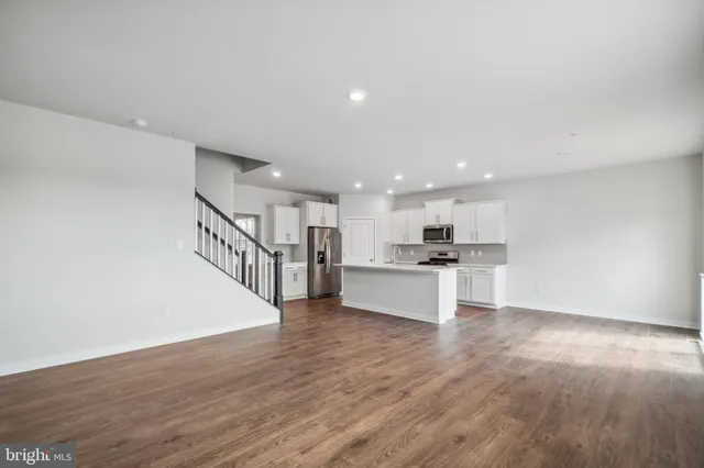 $669,990 | 4 Comes Rdg Court, Rosedale, MD 21237