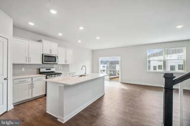 $669,990 | 4 Comes Rdg Court, Rosedale, MD 21237