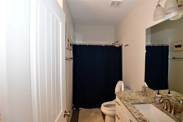 $2,800 | 100 Wildwood Lake Drive, Huntsville, TX 77340