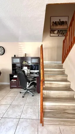 $2,300 | 40 Essex Court, Unit C, Royal Palm Beach, FL 33411