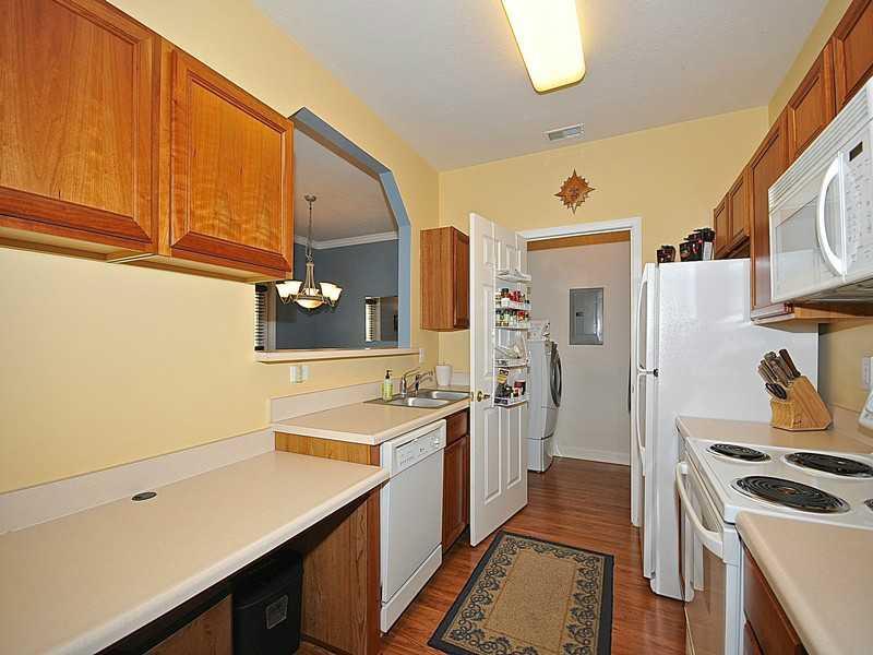 1320 Shadow Ridge Road Indianapolis, IN 46280 - Photo 11 of 24 Gallery Image 11