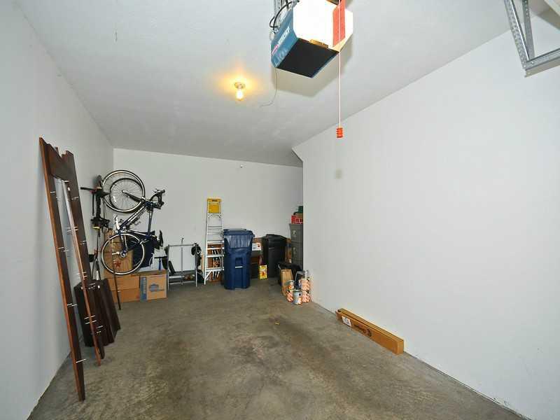 1320 Shadow Ridge Road Indianapolis, IN 46280 - Photo 18 of 24 Gallery Image 18
