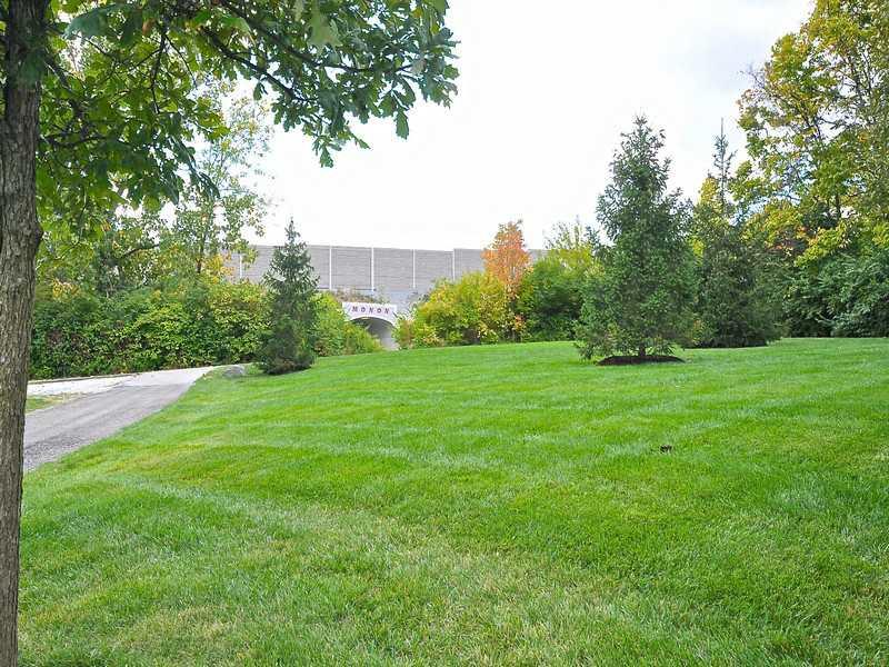 1320 Shadow Ridge Road Indianapolis, IN 46280 - Photo 20 of 24 Gallery Image 20