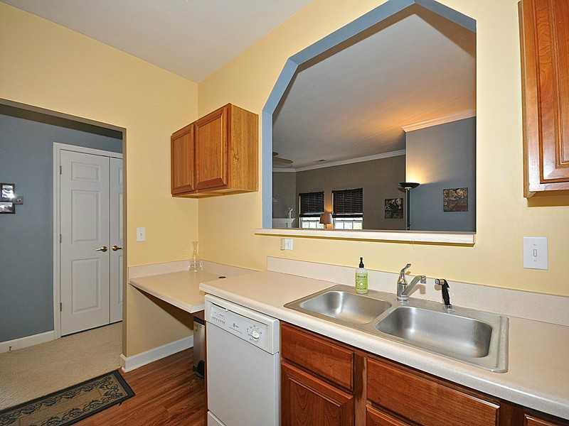 1320 Shadow Ridge Road Indianapolis, IN 46280 - Photo 10 of 24 Gallery Image 10
