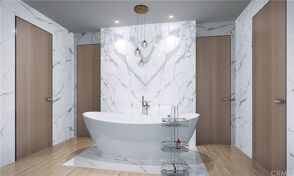 9 Seabreeze Terrace Dana Point, CA 92629 - Photo 18 of 34 a view of a bathtub in a bathroom