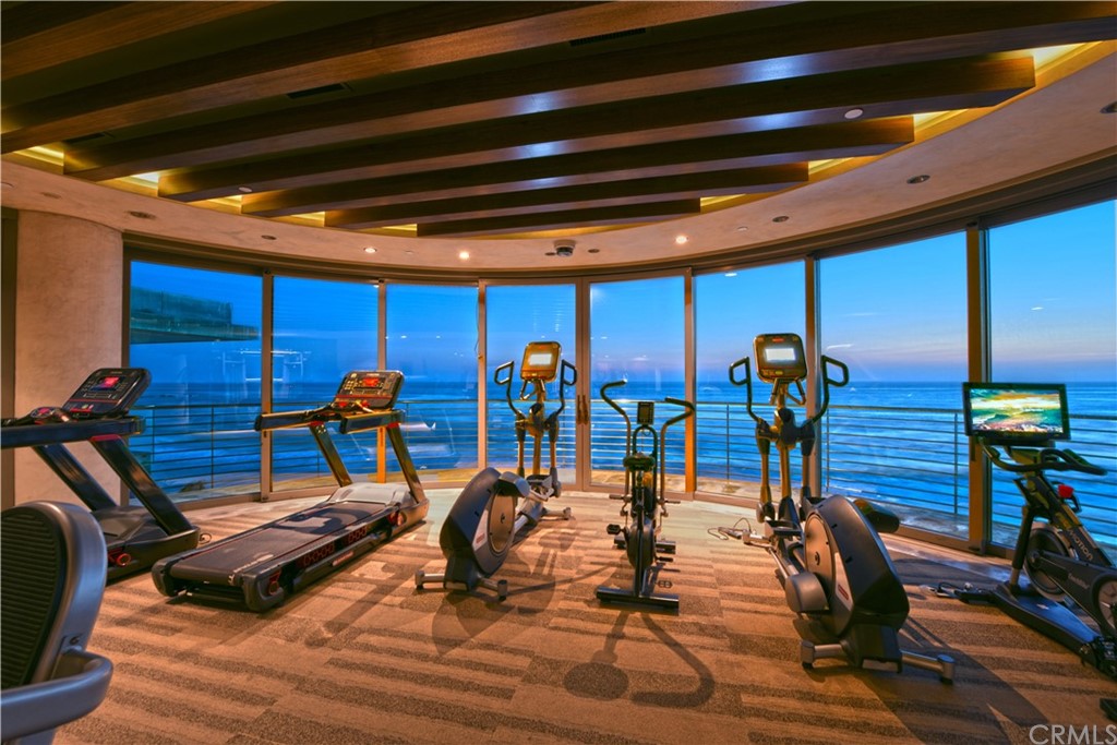 9 Seabreeze Terrace Dana Point, CA 92629 - Photo 28 of 34 a view of a room with gym equipment