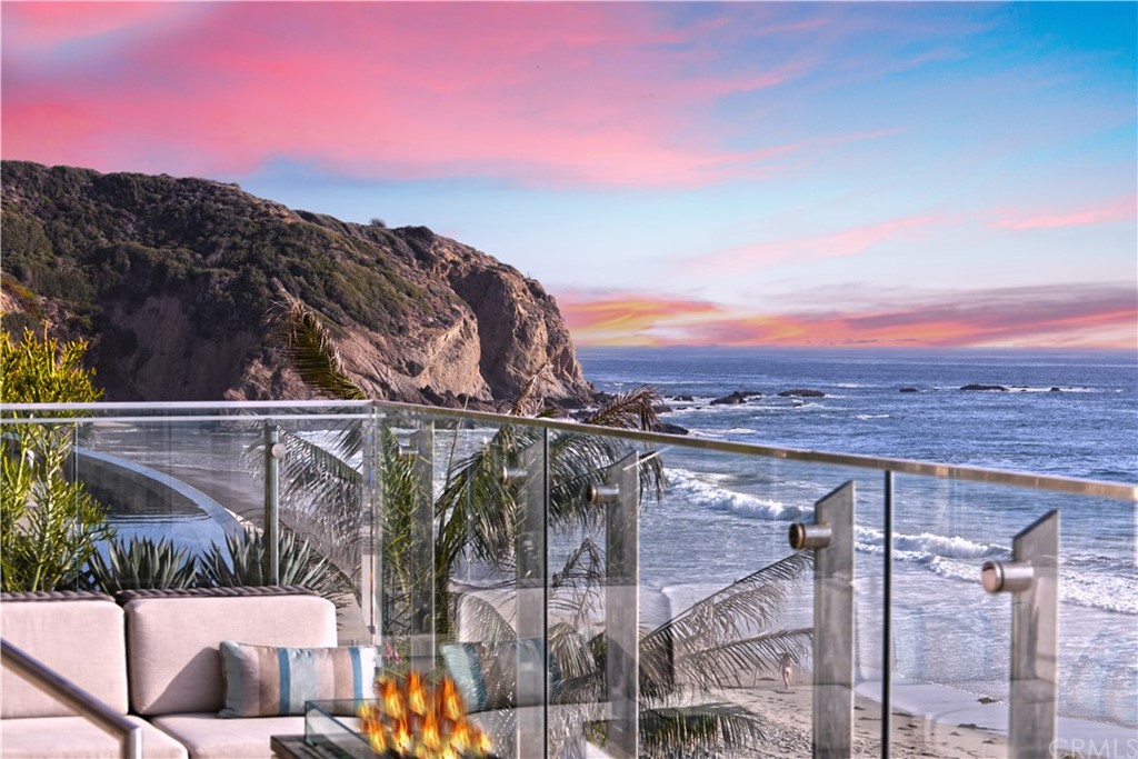 9 Seabreeze Terrace Dana Point, CA 92629 - Photo 30 of 34 a view of a city from a balcony