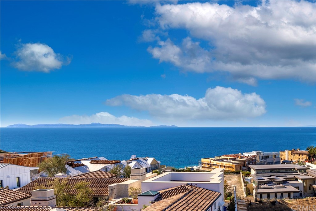 9 Seabreeze Terrace Dana Point, CA 92629 - Photo 3 of 34 a view of a sky