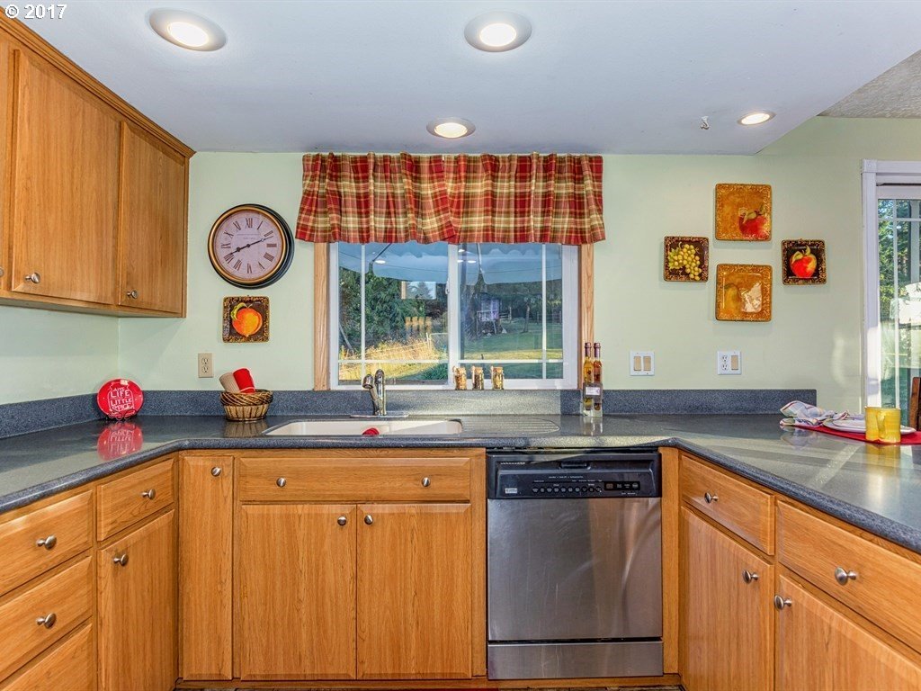 14600 Southwest Parmele Road Gaston, OR 97119 - Photo 22 of 32 Gallery Image 22