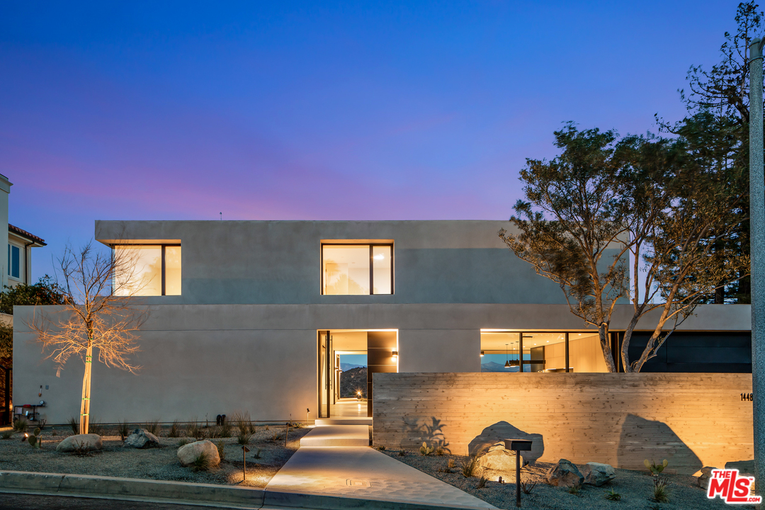 1448 Stradella Road Los Angeles, CA 90077 - Photo 36 of 49