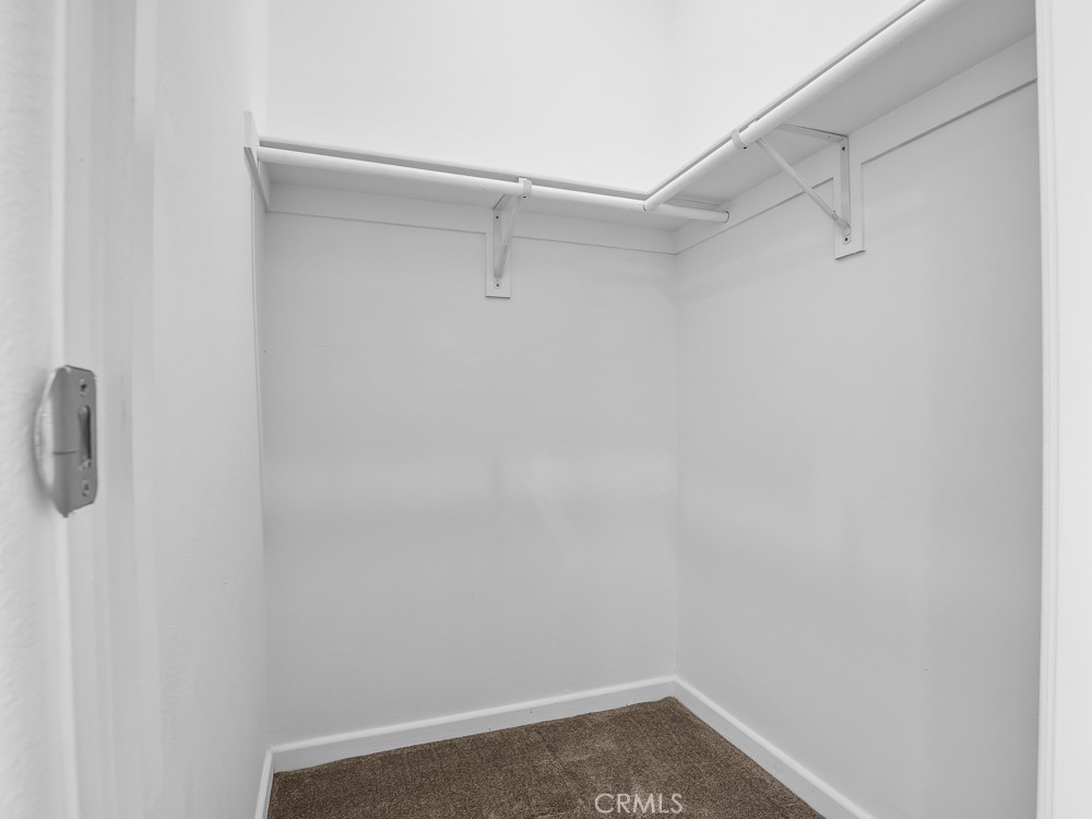 568 Vía Pueblo Riverside, CA 92507 - Photo 36 of 46 upstairs bedroom with walk in closet