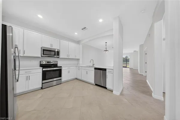 $2,500 | 2220 Dragonfruit Way, Naples, FL 34120