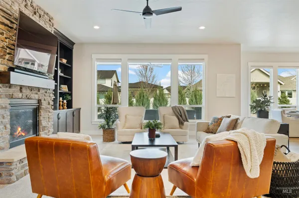 $1,249,000 | 8272 West Sparks Lake Drive, Boise, ID 83714