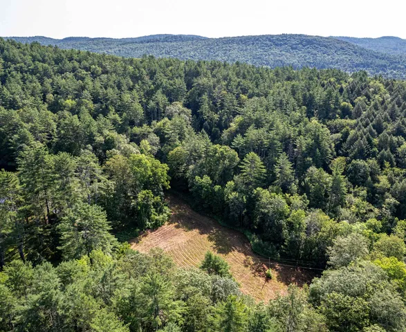 $145,000 | 918 Lovers Ln Road, Chester, VT 05143