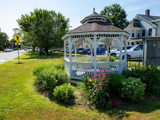 $145,000 | 918 Lovers Ln Road, Chester, VT 05143