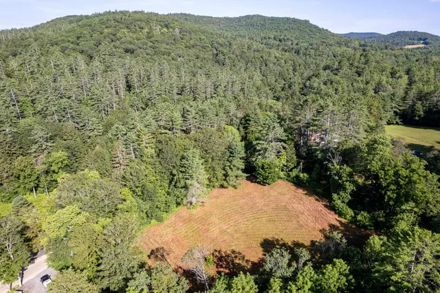 $145,000 | 918 Lovers Ln Road, Chester, VT 05143