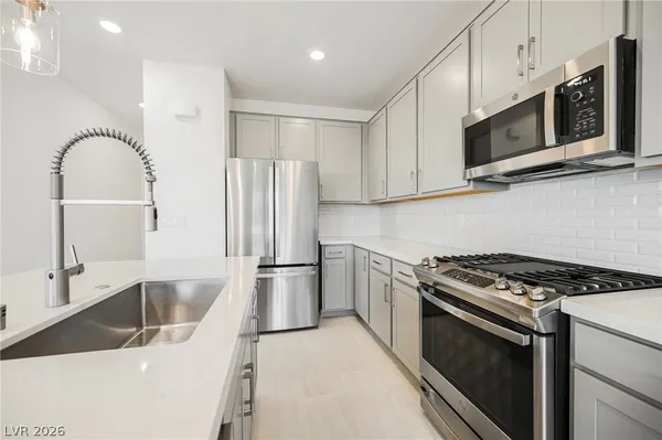 $3,000 | 2368 Open Valley Street, Las Vegas, NV 89138