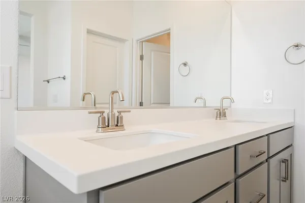 $3,000 | 2368 Open Valley Street, Las Vegas, NV 89138