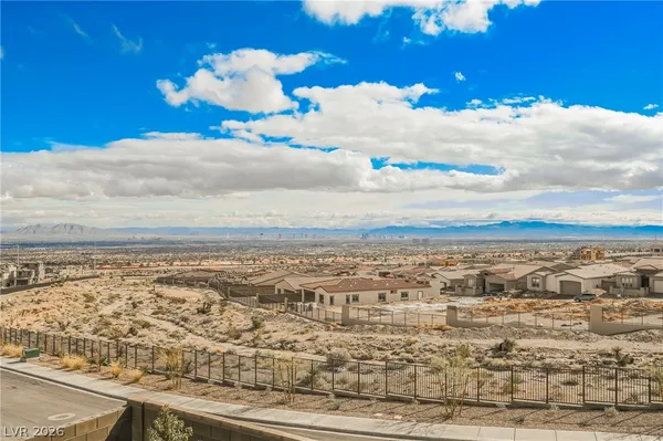 $3,000 | 2368 Open Valley Street, Las Vegas, NV 89138