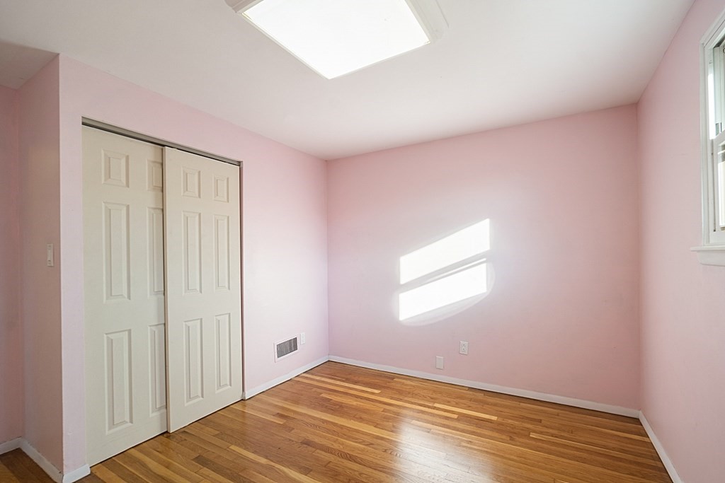 55 Foley Road Marlborough, MA 01752 - Photo 8 of 16 Gallery Image 8