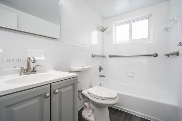 $1,800 | 6650 Miller Drive, Unit 7, Miami, FL 33155