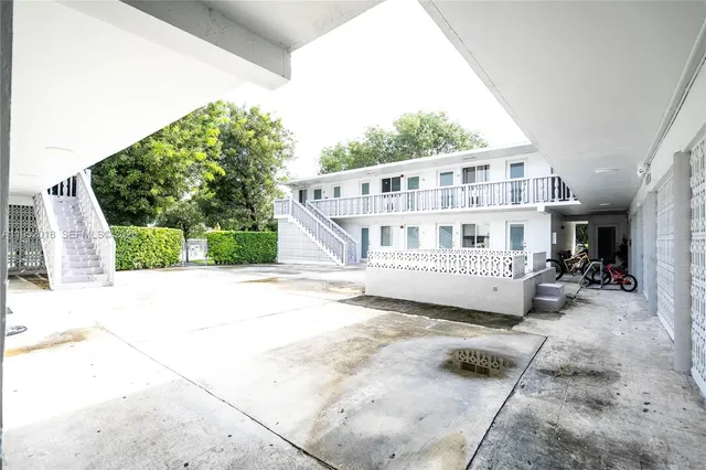 $1,800 | 6650 Miller Drive, Unit 7, Miami, FL 33155