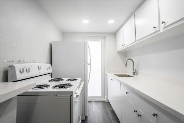 $1,800 | 6650 Miller Drive, Unit 7, Miami, FL 33155