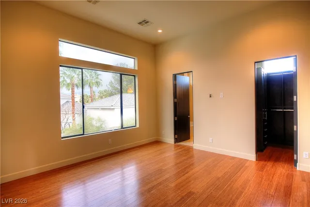 $8,000 | 7518 Yonie Court, Las Vegas, NV 89117