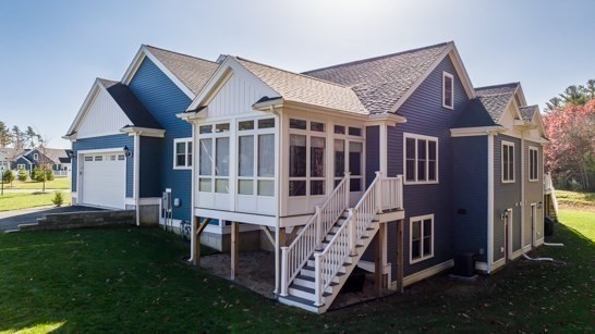 11 Sarahbeth Lane Rochester, MA 02770 - Photo 1 of 31 Gallery Image 1