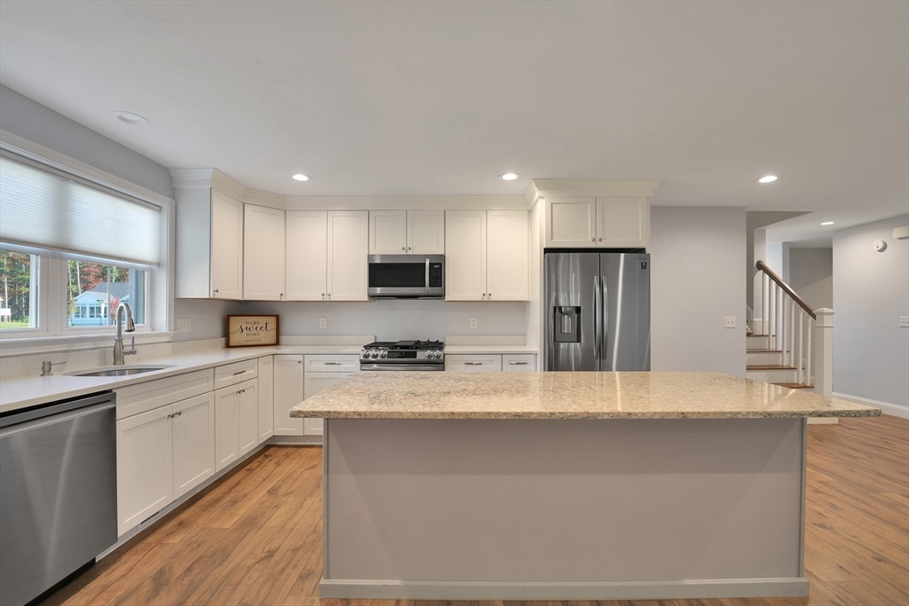 11 Sarahbeth Lane Rochester, MA 02770 - Photo 16 of 31 Gallery Image 16