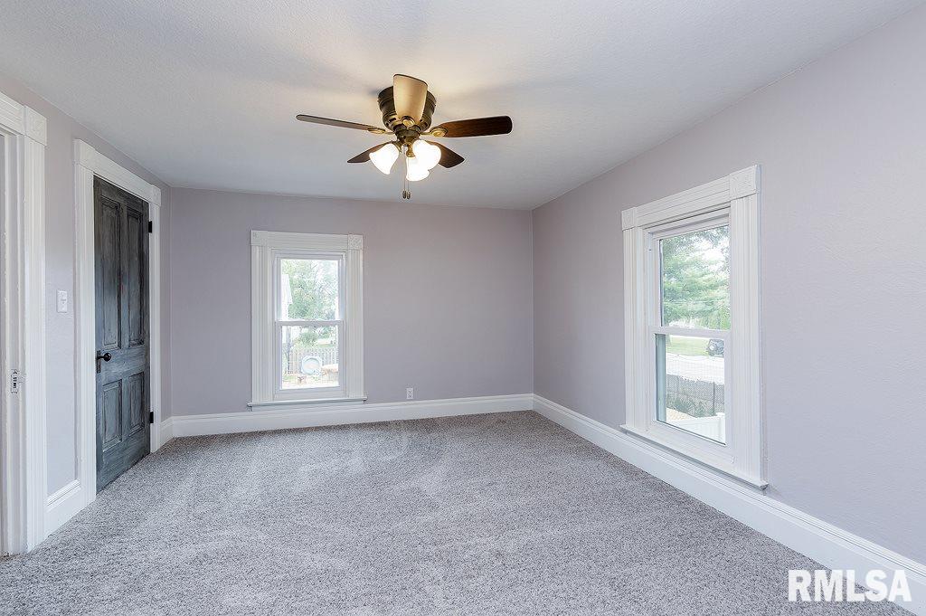 118 South 1st Street Long Grove, IA 52756 - Photo 16 of 24