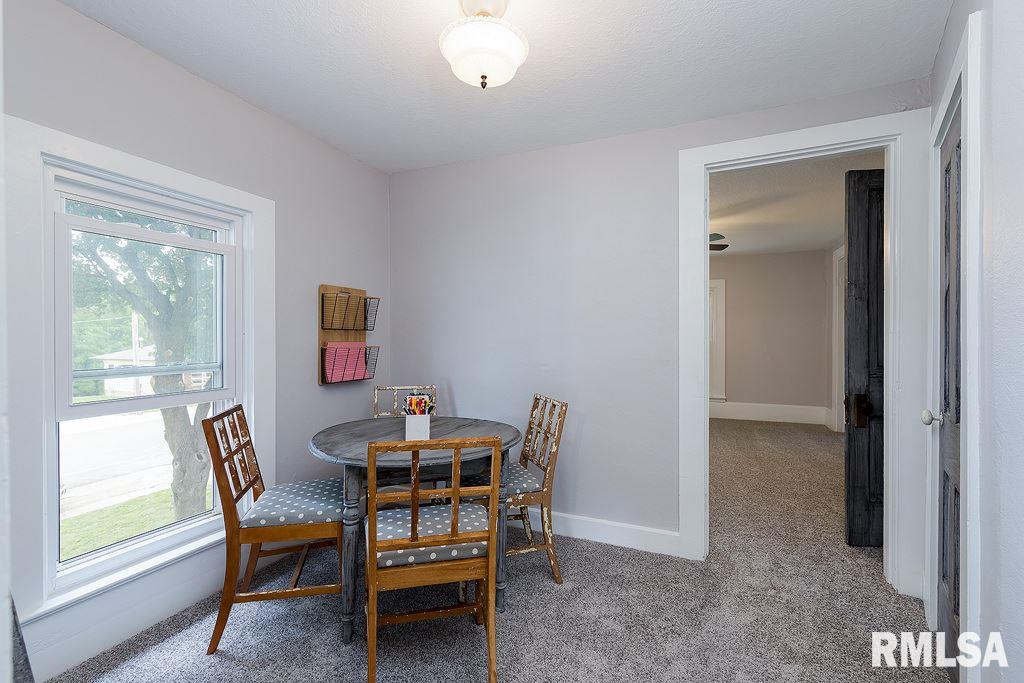 118 South 1st Street Long Grove, IA 52756 - Photo 17 of 24