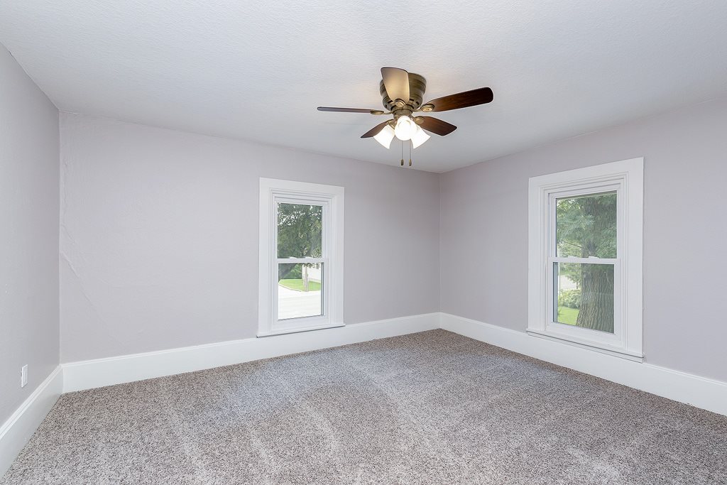 118 South 1st Street Long Grove, IA 52756 - Photo 22 of 24