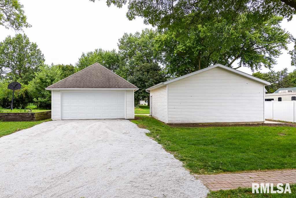 118 South 1st Street Long Grove, IA 52756 - Photo 24 of 24