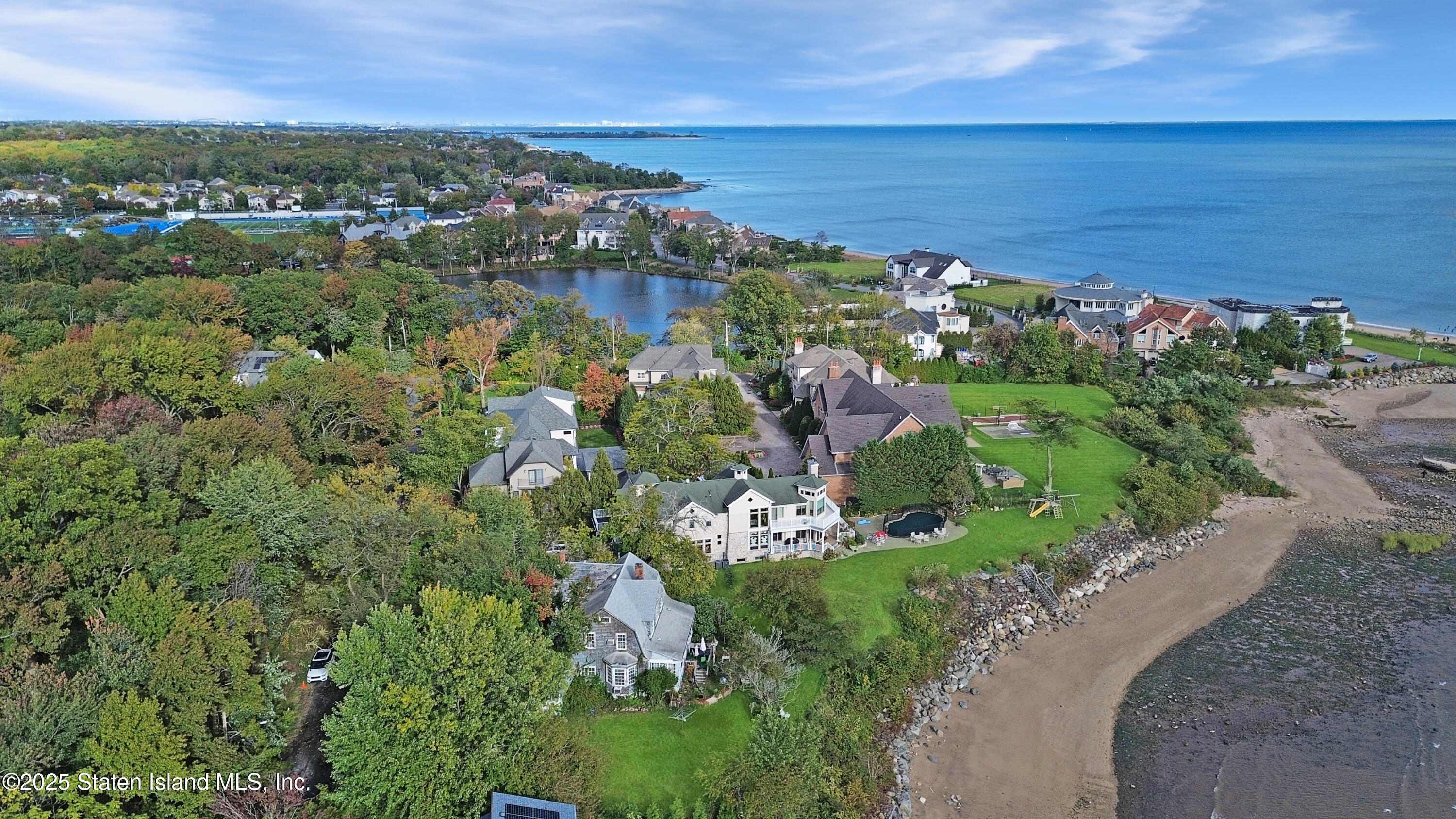 40 Yeomalt Avenue Staten Island, NY 10312 - Photo 3 of 7 a view of a city with ocean view