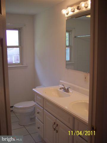 44 Graybill Road Leola, PA 17540 - Photo 2 of 14 Gallery Image 2