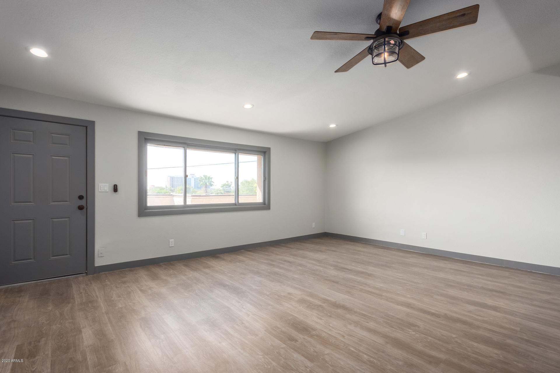 2021 East Osborn Road, Unit 13 Phoenix, AZ 85016 - Photo 13 of 33 0005-Osborn-7