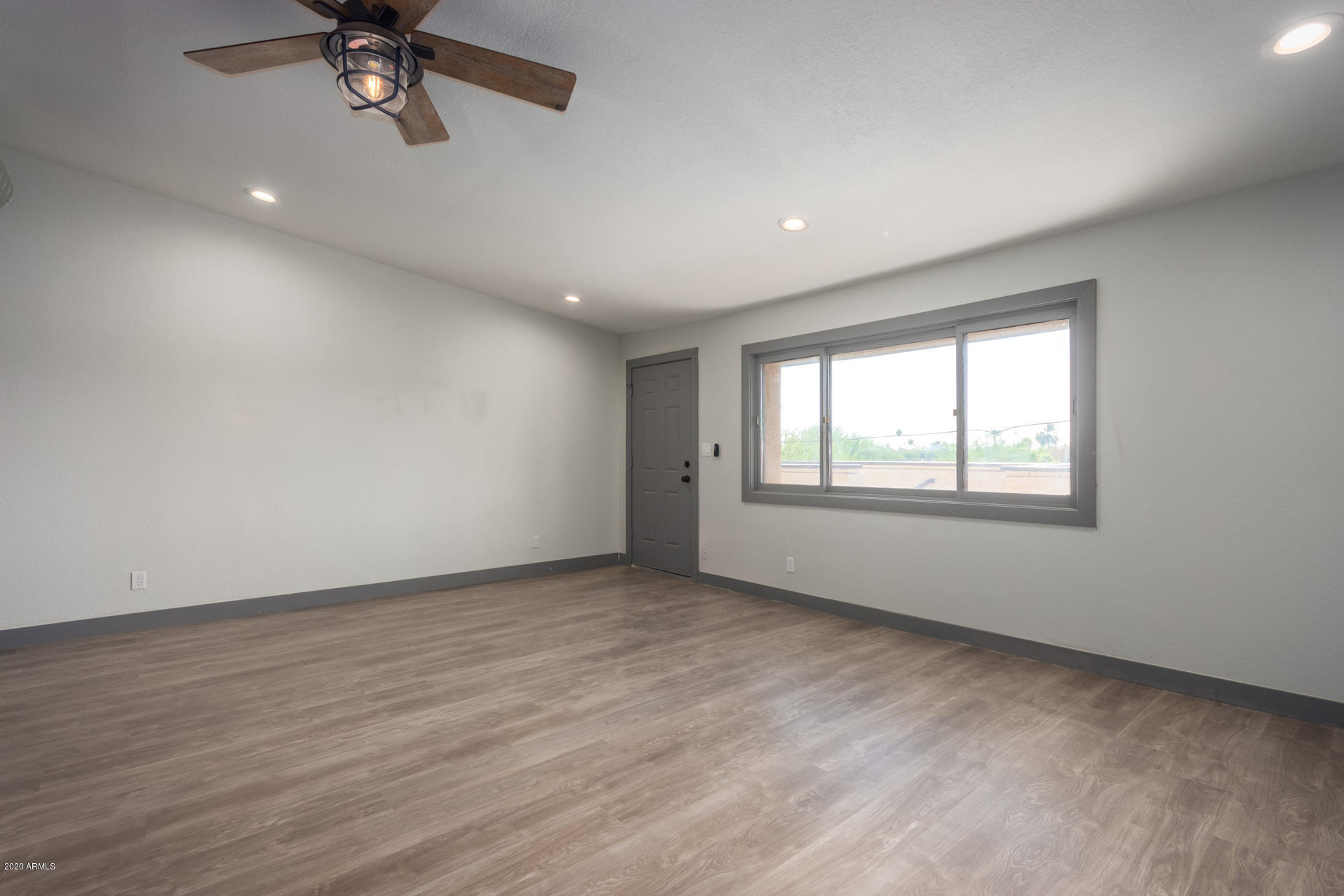 2021 East Osborn Road, Unit 13 Phoenix, AZ 85016 - Photo 16 of 33 0009-Osborn-10