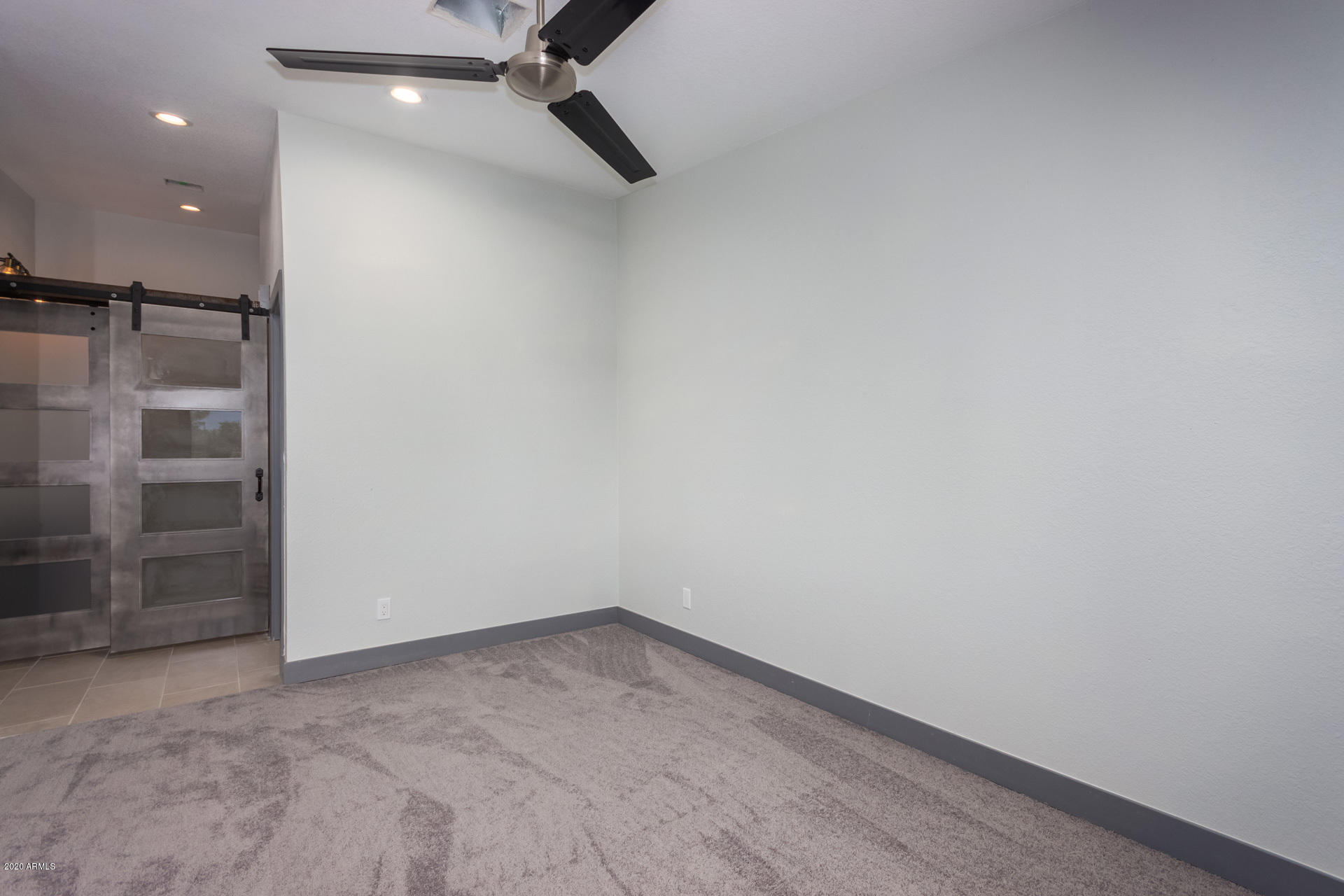 2021 East Osborn Road, Unit 13 Phoenix, AZ 85016 - Photo 23 of 33 Owners suite