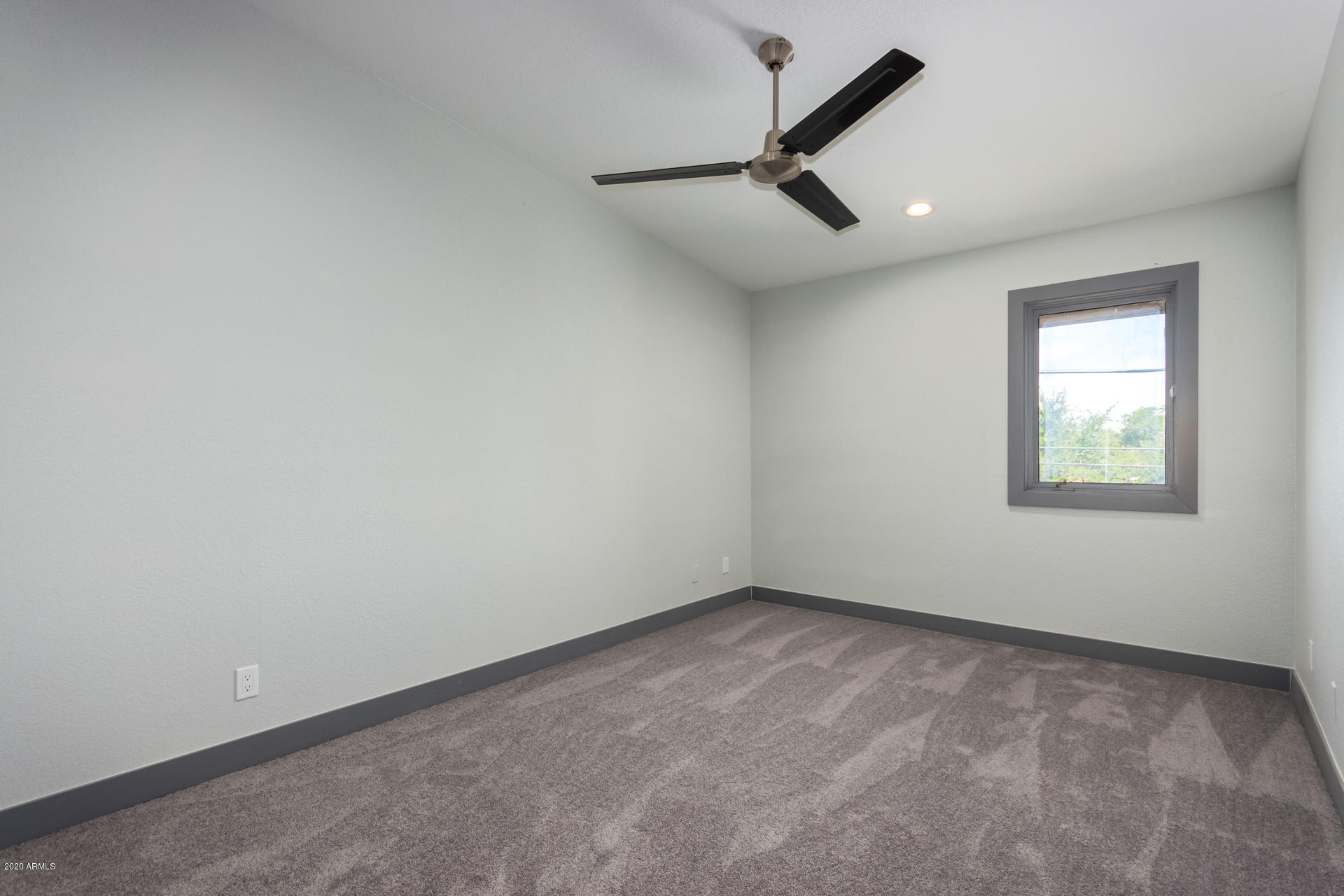 2021 East Osborn Road, Unit 13 Phoenix, AZ 85016 - Photo 24 of 33 Owners suite