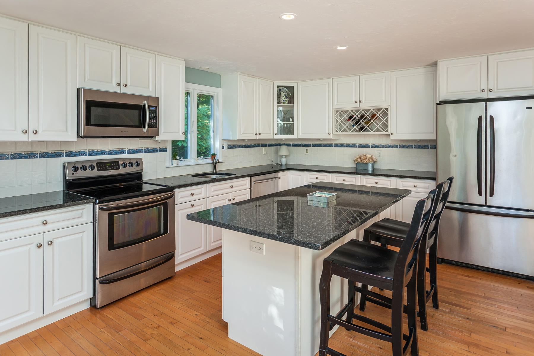 35 Popple Bottom Road Sandwich, MA 02563 - Photo 12 of 36 015_35Popplebottom_10172018