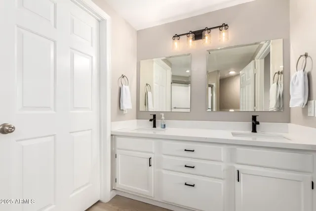 $315,000 | 10410 North Cave Creek Road, Unit 1082, Phoenix, AZ 85020